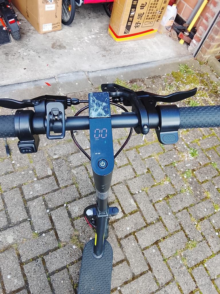 mankeel trotinette, Enlèvement