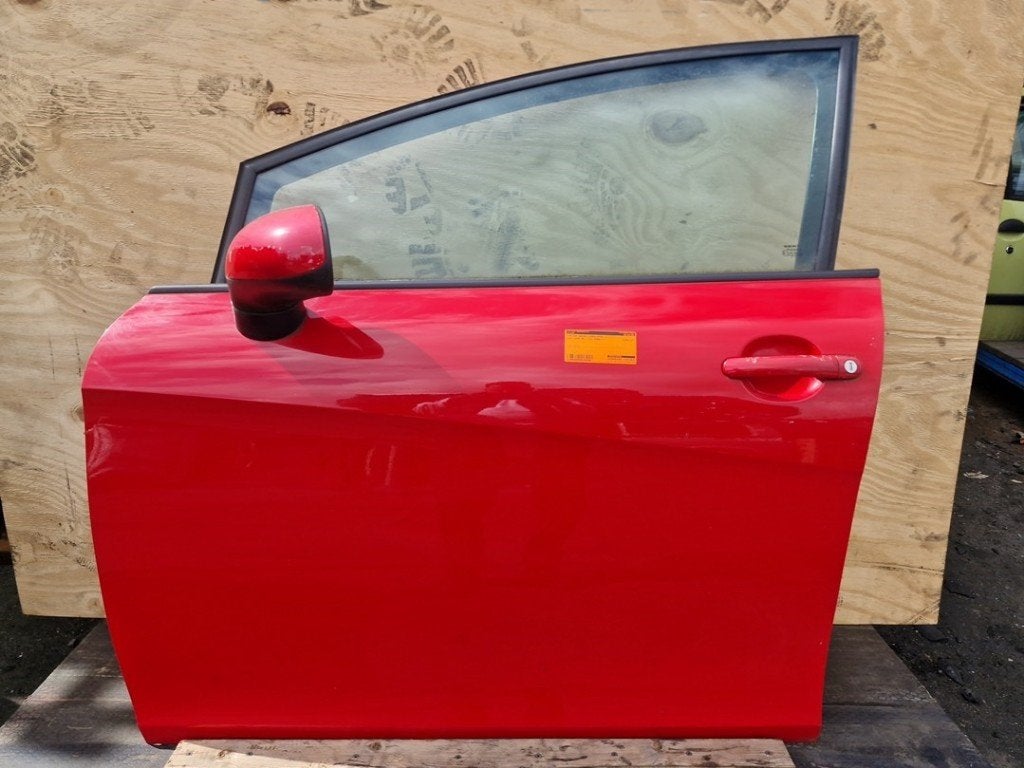 PORTIER LINKS VOOR Seat Leon (1P1) (|1P0831055A|), Gebruikt, Deur, Voor, Service@seat.de