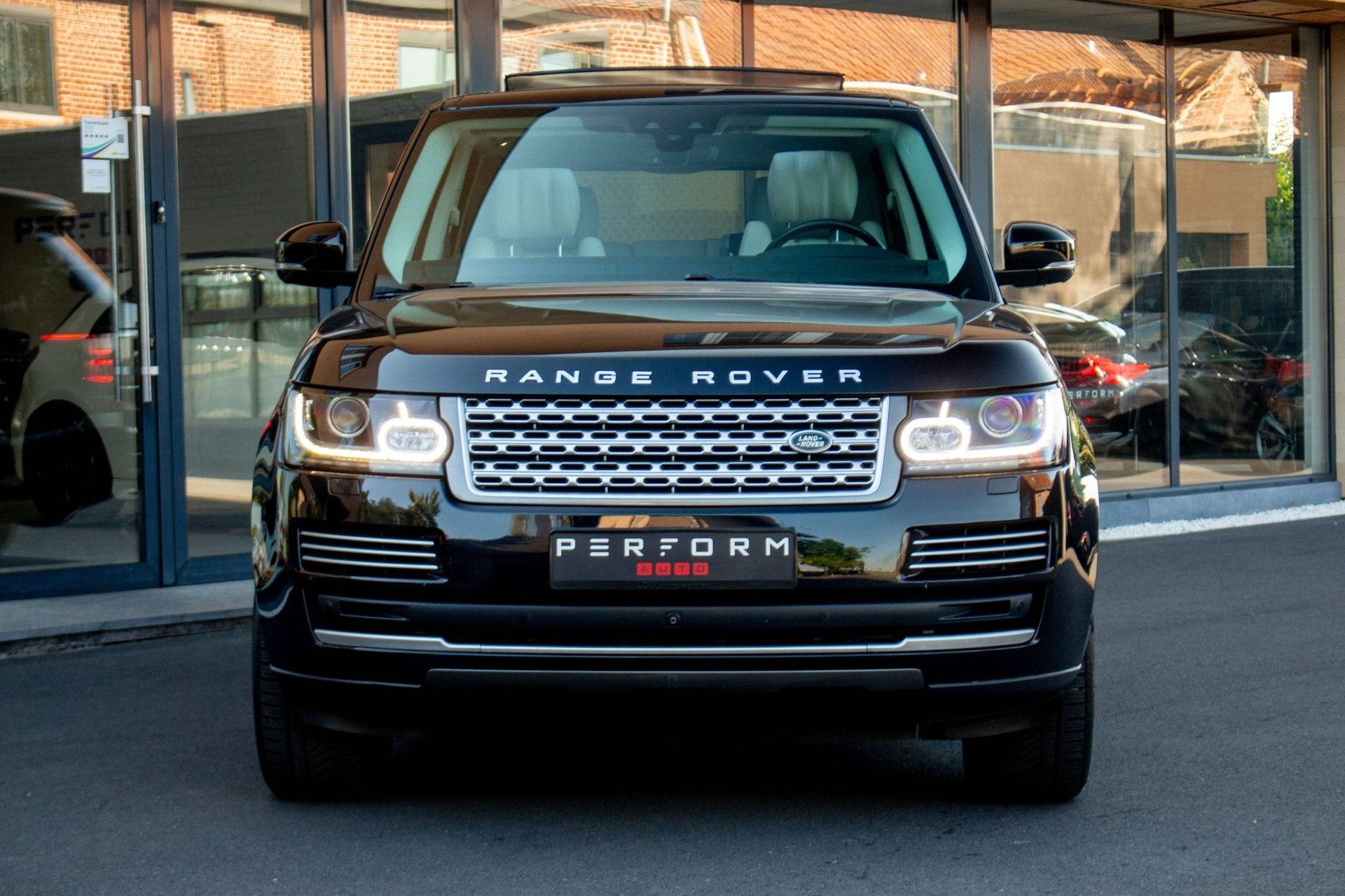 Land Rover Range Rover VOGUE*3.0 TDV6 *PANO*FRIGO*MASSAGE*SE, Autos, Euro 6, Entreprise, Entretenue par le concessionnaire, 5 portes