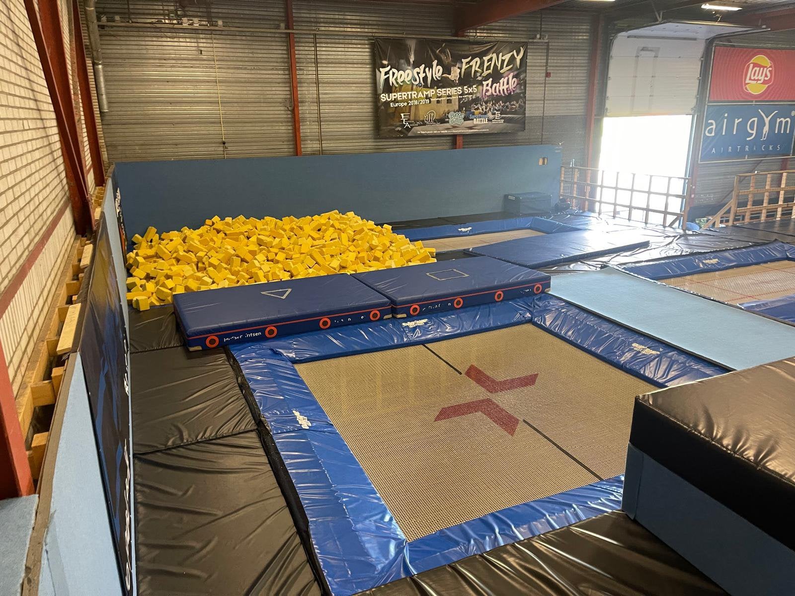 Supertramp 5x5 meter! Inclusief nieuw reserve springdoek, Sport en Fitness, Ophalen, Zo goed als nieuw, Materiaal