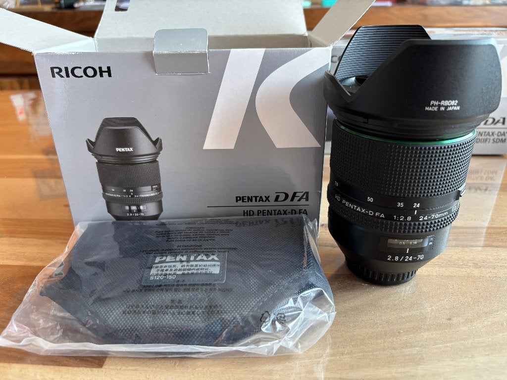 Objectif Pentax HD DFA 24-70mm F2.8 ED SDM, Audio, Tv en Foto, Fotocamera's Analoog, Zo goed als nieuw, Spiegelreflex, Pentax