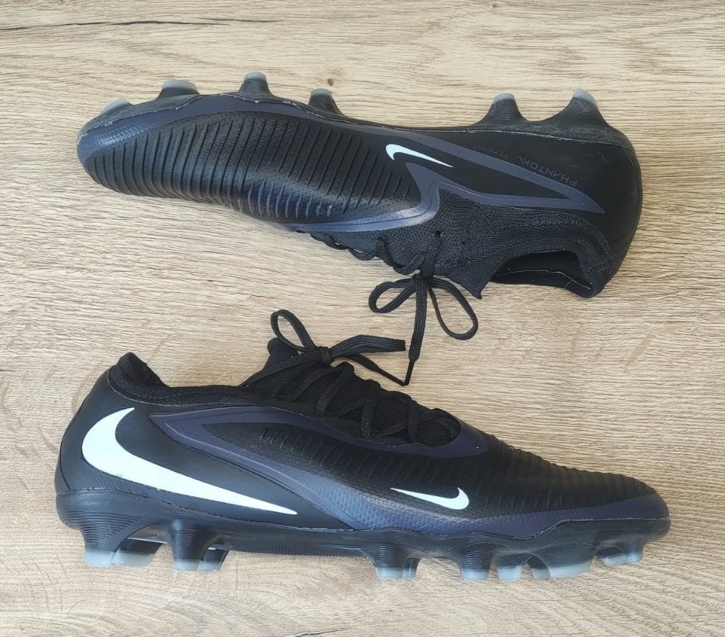 Chaussures de football Nike Phantom 6 Low Pro FG — 44 — Top, Sports & Fitness, Enlèvement ou Envoi, Comme neuf, Chaussures