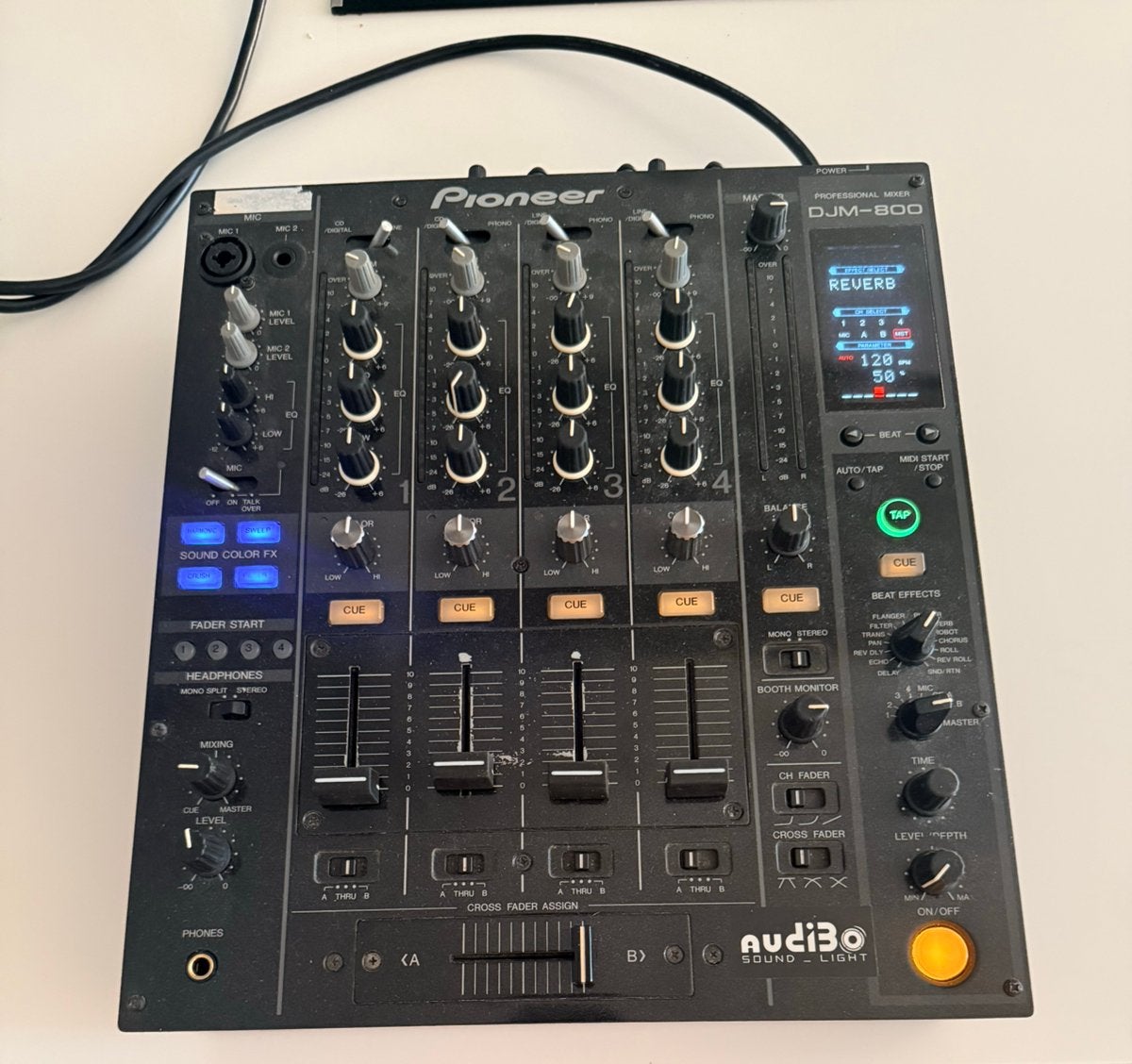 Pioneer DJM-800, Ophalen of Verzenden, Gebruikt, Minder dan 5 kanalen