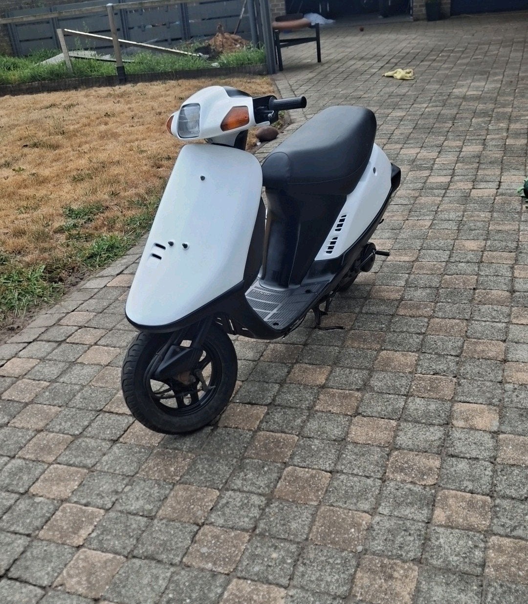 honda vision a klasse, Vélos & Vélomoteurs, Cyclomoteurs | Honda, Comme neuf, Autres modèles, Classe A (25 km/h), Enlèvement