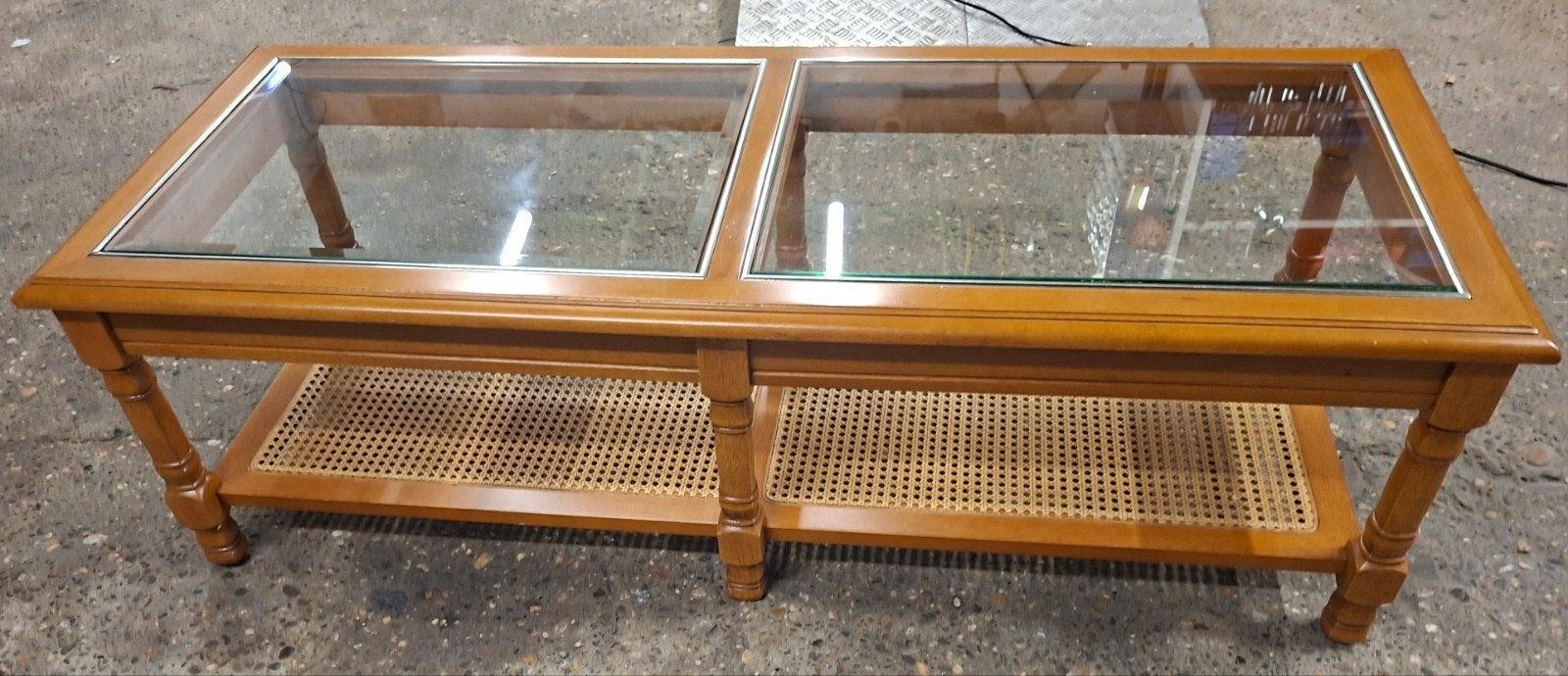 Salontafel met 2 glazen bladen, Ophalen, 100 tot 150 cm, Salontafel, Eikenhout