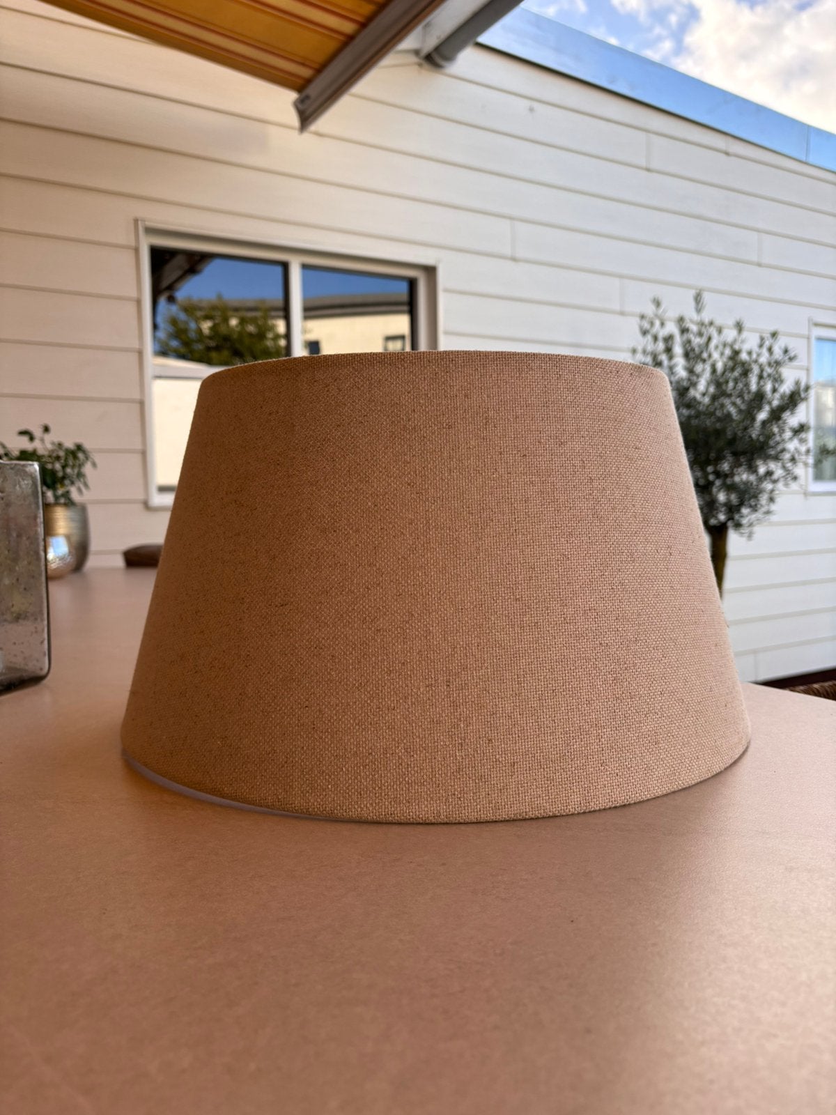Beige lampenkap, Ophalen of Verzenden, Zo goed als nieuw, Beige, Tafellamp