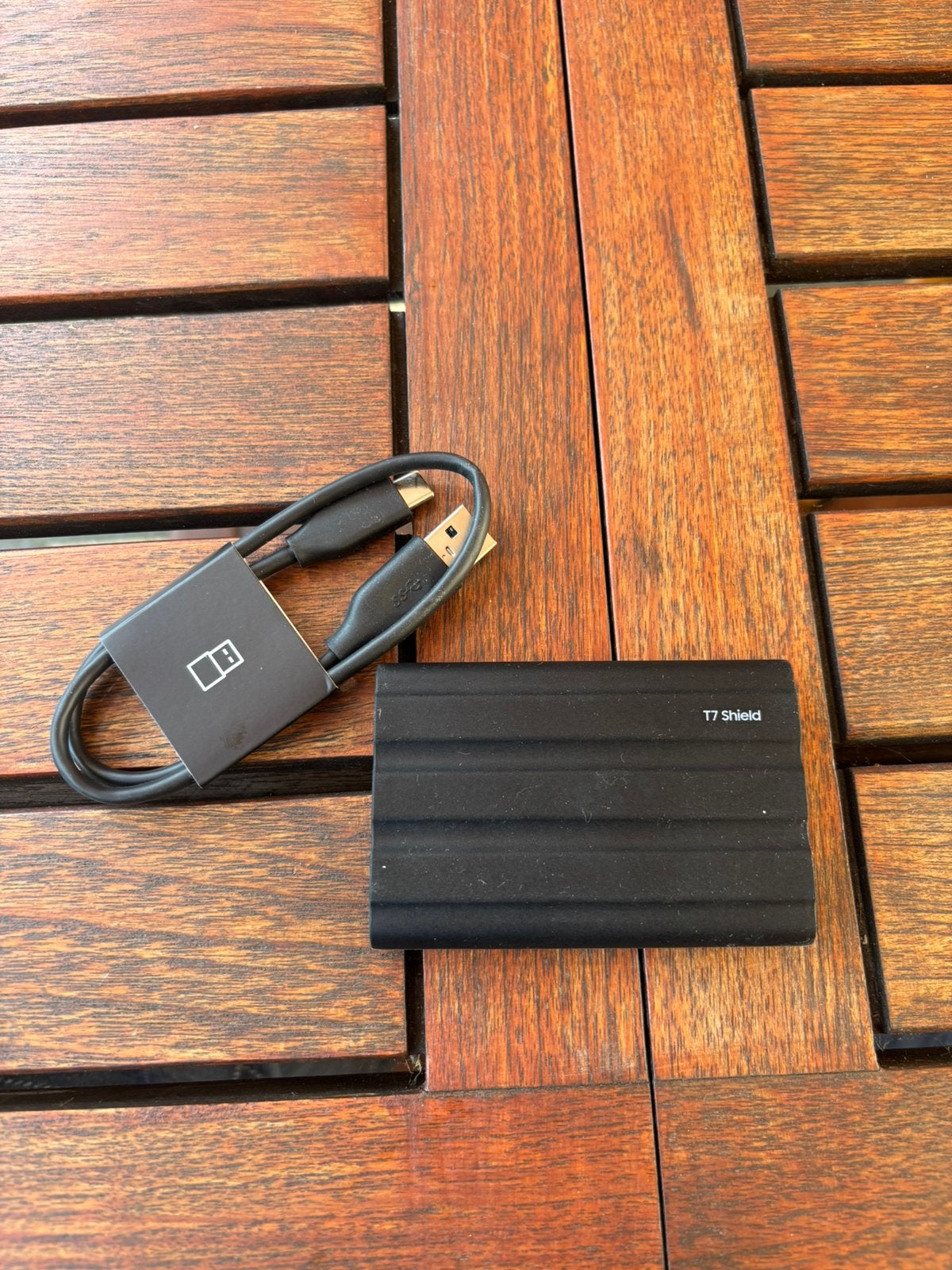 Disque dur externe Samsung shield SSD T7, Computers en Software, Harde schijven, 1to, SSD, Ophalen of Verzenden, Zo goed als nieuw