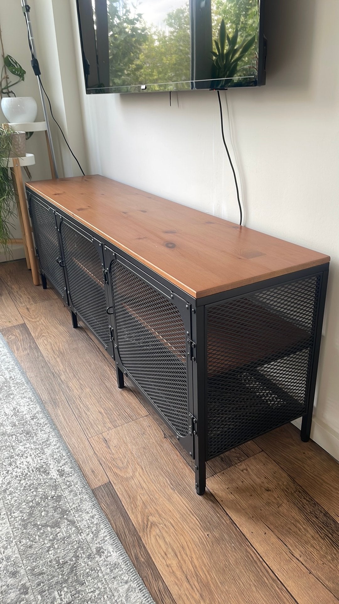 TV meubel Fjallbo Ikea, Huis en Inrichting, 75 cm of meer, 50 tot 100 cm, Zo goed als nieuw, Minder dan 100 cm