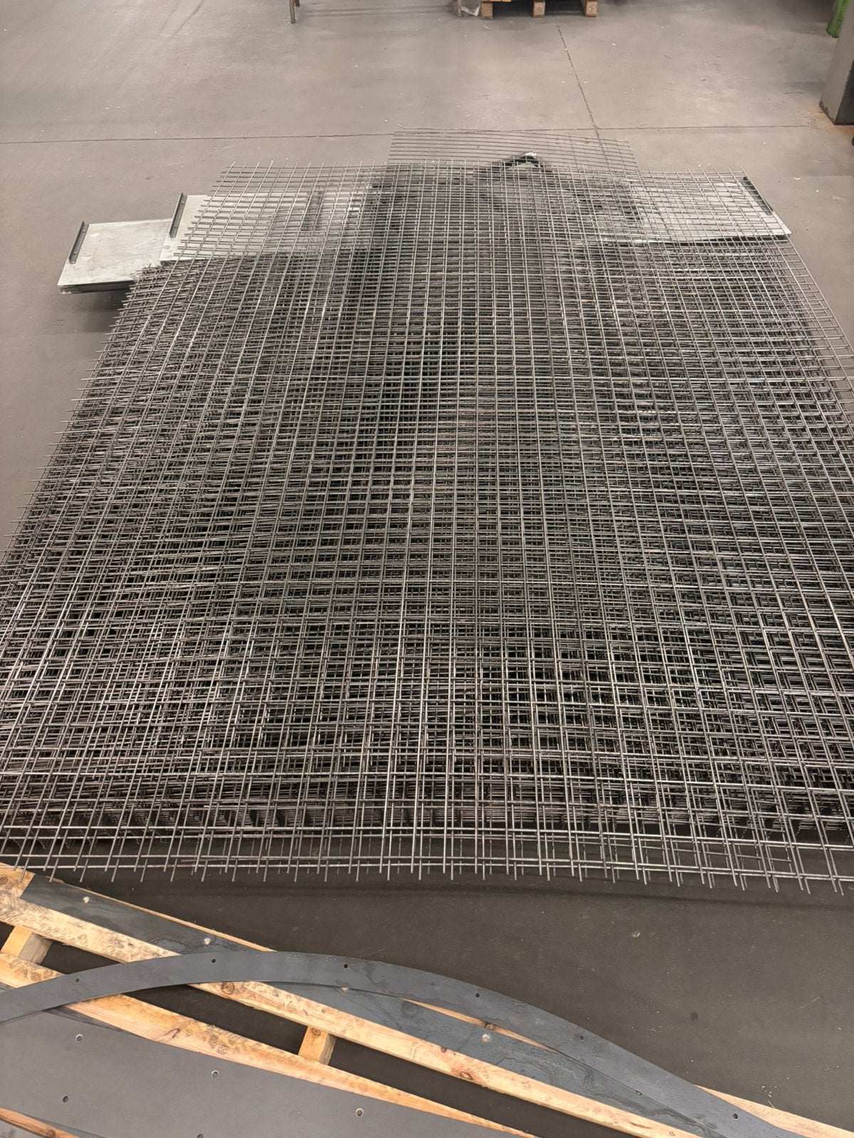 Betonnet 210 x 200 cm, Ophalen, Zo goed als nieuw