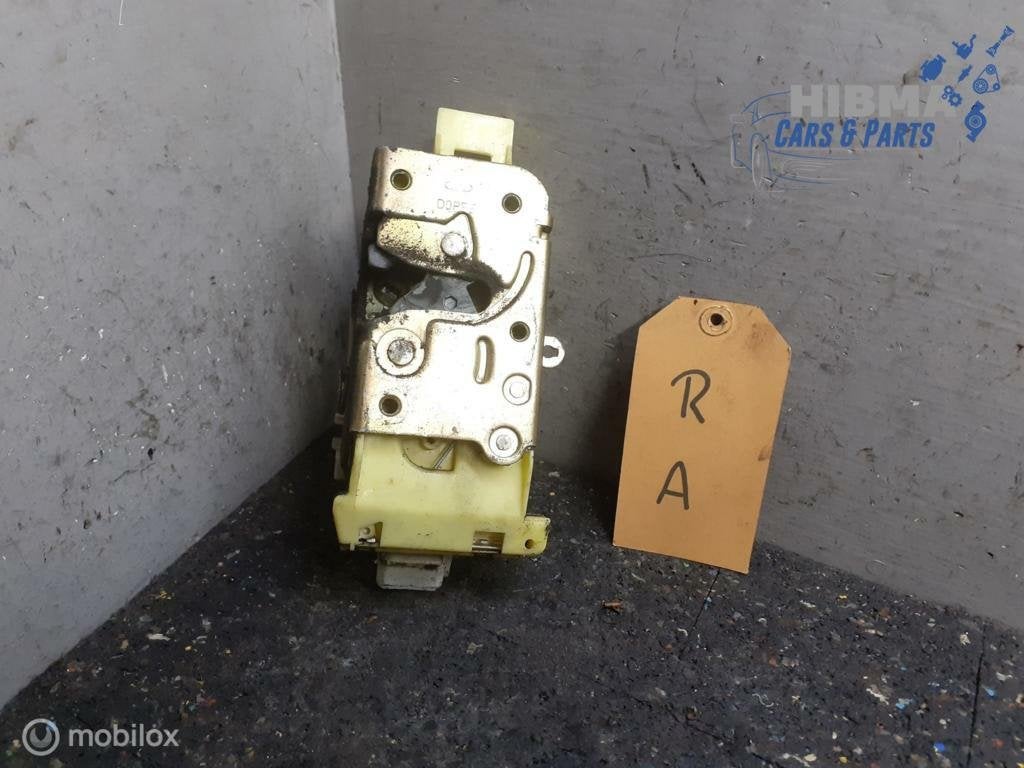 Deurslot Mechaniek Ford Focus I Rechts-Achter XS41-A26412-BG, Gebruikt, Ford, Ophalen of Verzenden, Ford
