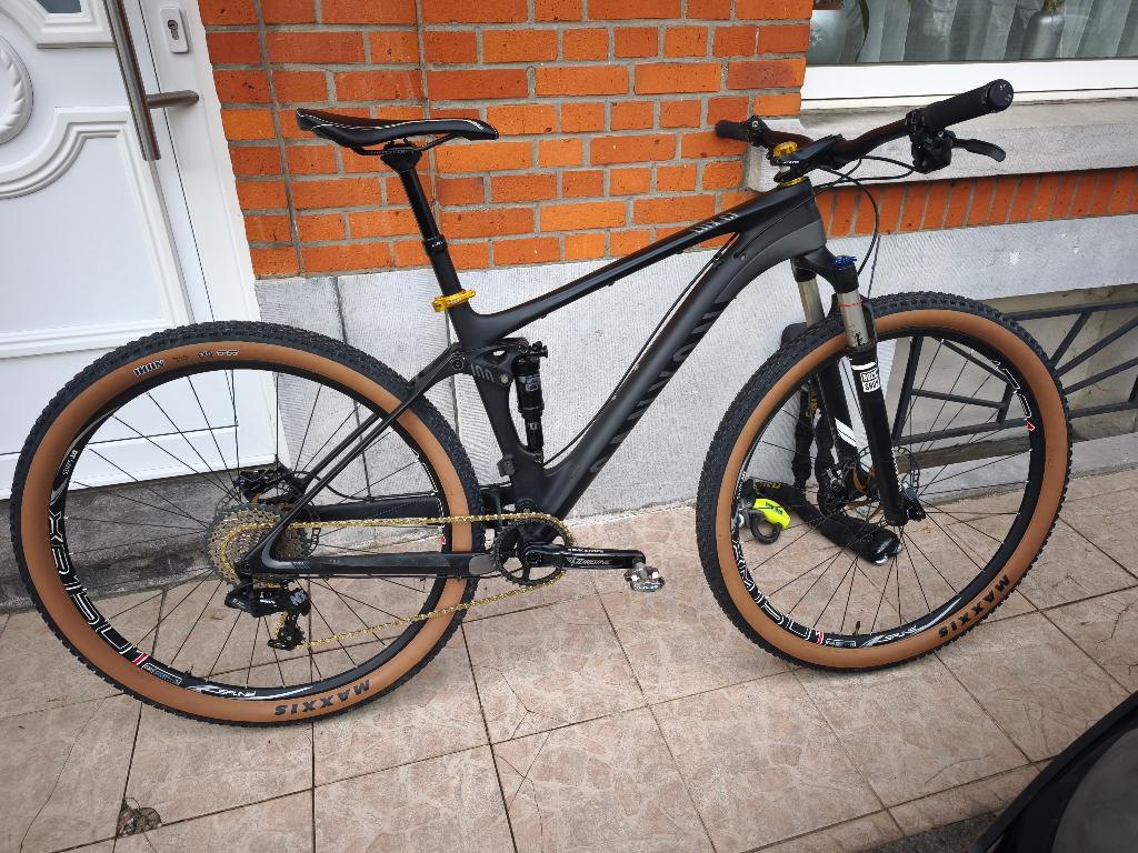 Canyon Lux CF 9 Medium voll carbon, Sram Ultimate, RaceFace, Fietsen en Brommers, Fietsen | Mountainbikes en ATB, Gebruikt, Heren