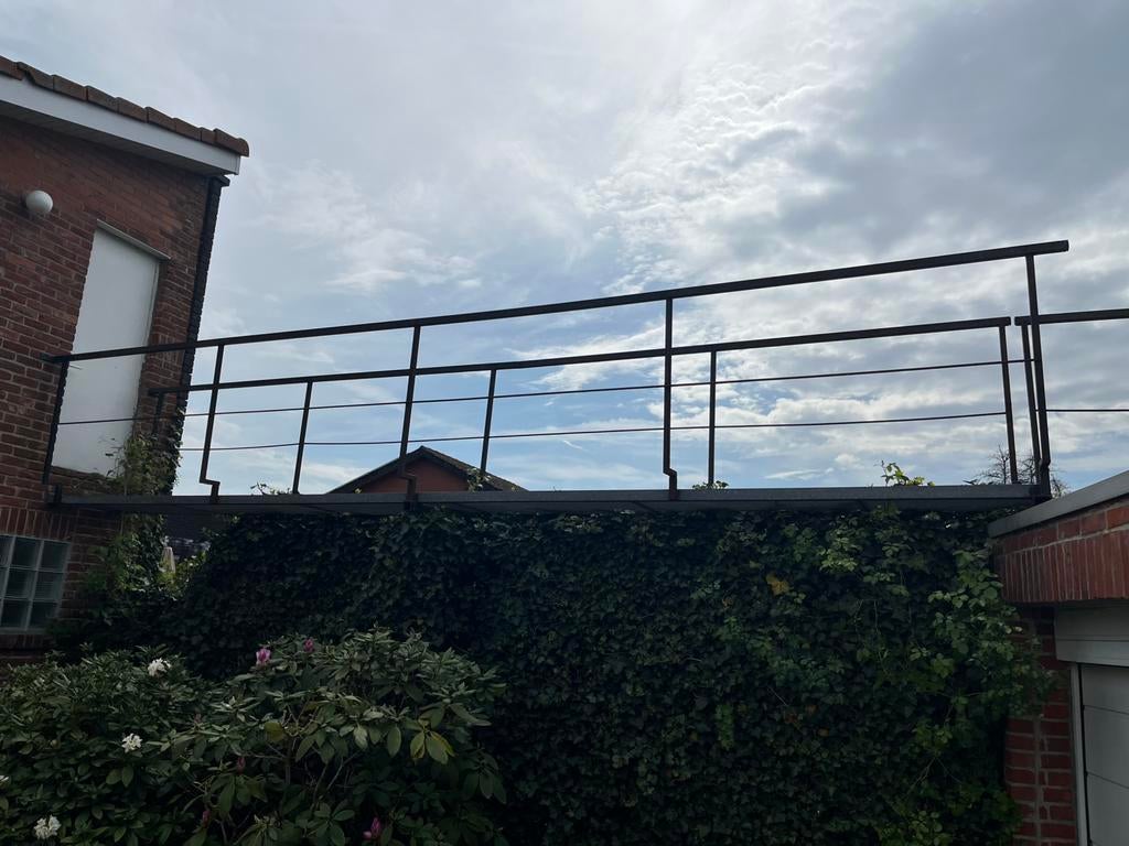Pont en fer avec grilles en très bon état, Enlèvement, Comme neuf