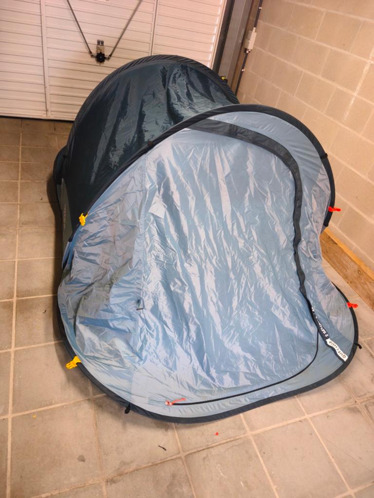 Tente de camping escamotable Quechua, Enlèvement, Comme neuf, Jusqu'à 2