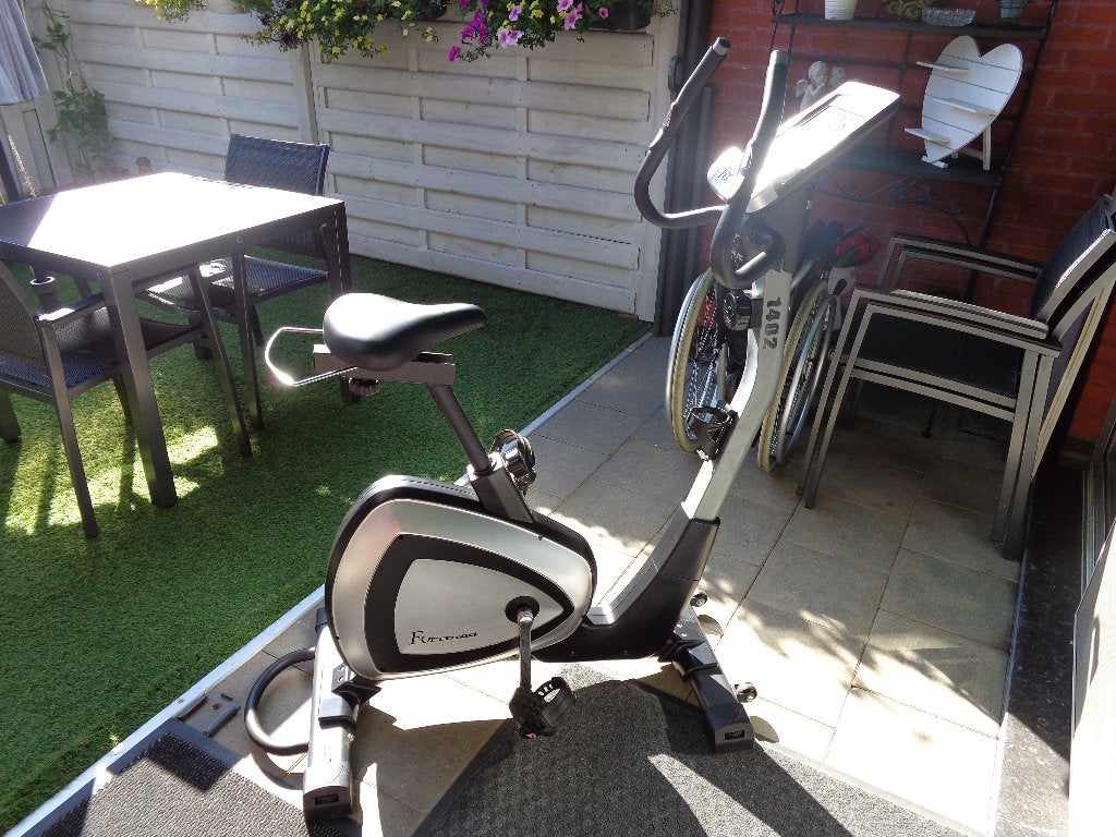 hometrainer  FORMULA, Sports & Fitness, Enlèvement, Comme neuf, Jambes, Vélo d'appartement