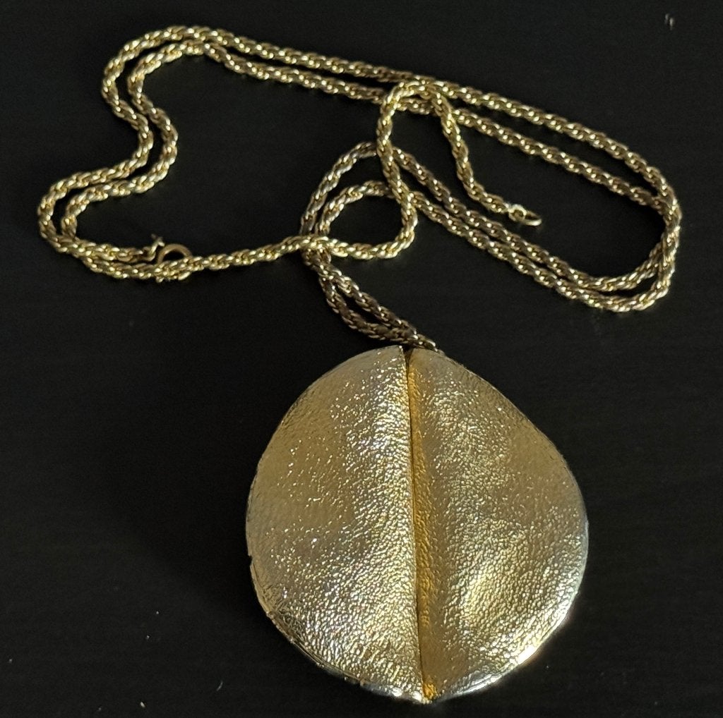 Collier Vintage Vogue Bijoux VB des Années 70, Enlèvement ou Envoi, Autres matériaux, Collier, Doré