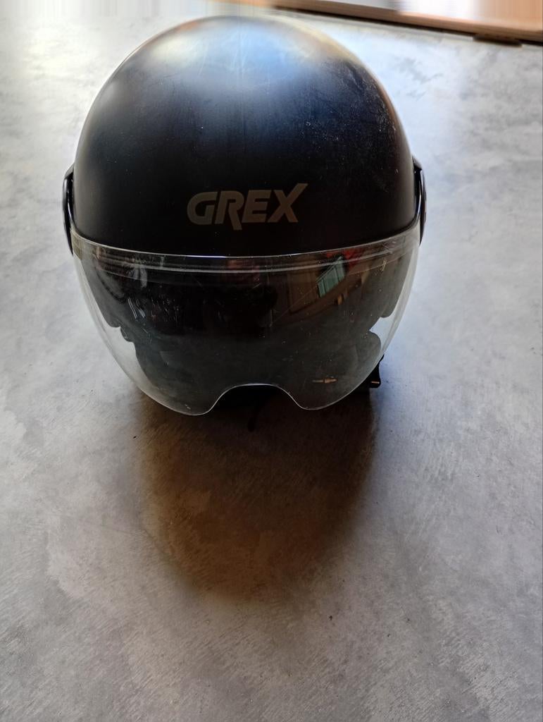 Brommerhelm te koop, Ophalen