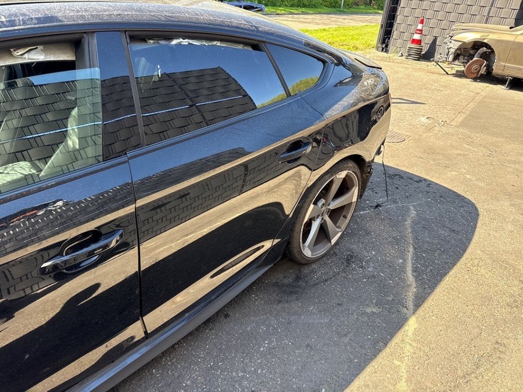 PORTE GAUCHE ARRIÈRE Audi A5 Sportback (F5A / F5F), Autos : Pièces & Accessoires, Arrière, Auto-Union-Straße  1,
85057  Ingolstadt, DE