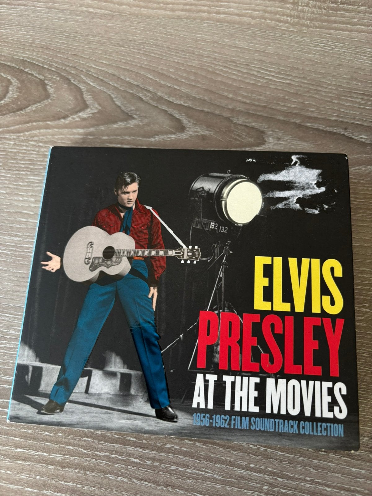 Elvis Presley at the movies, Ophalen of Verzenden, Zo goed als nieuw