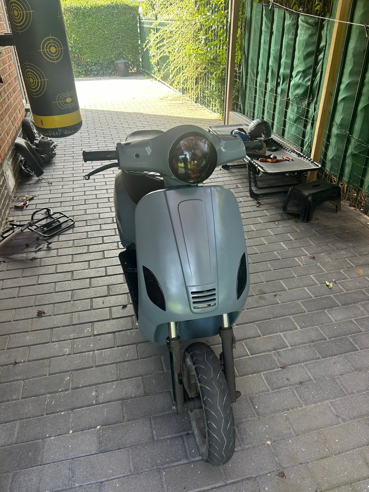 A klasse scooter, Enlèvement, Comme neuf