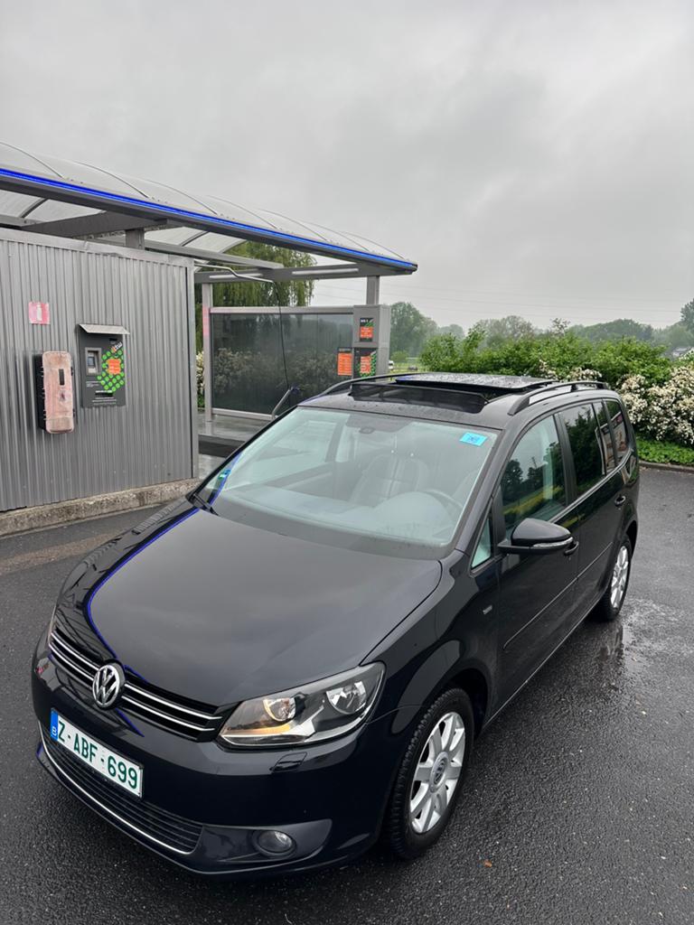 Volkswagen Touran 1.2 TSI | PANO | NAVI | TREKHAAK | AIRCO, Auto's, Volkswagen, Voorwielaandrijving, Monovolume, 4 cilinders, Leder en Stof