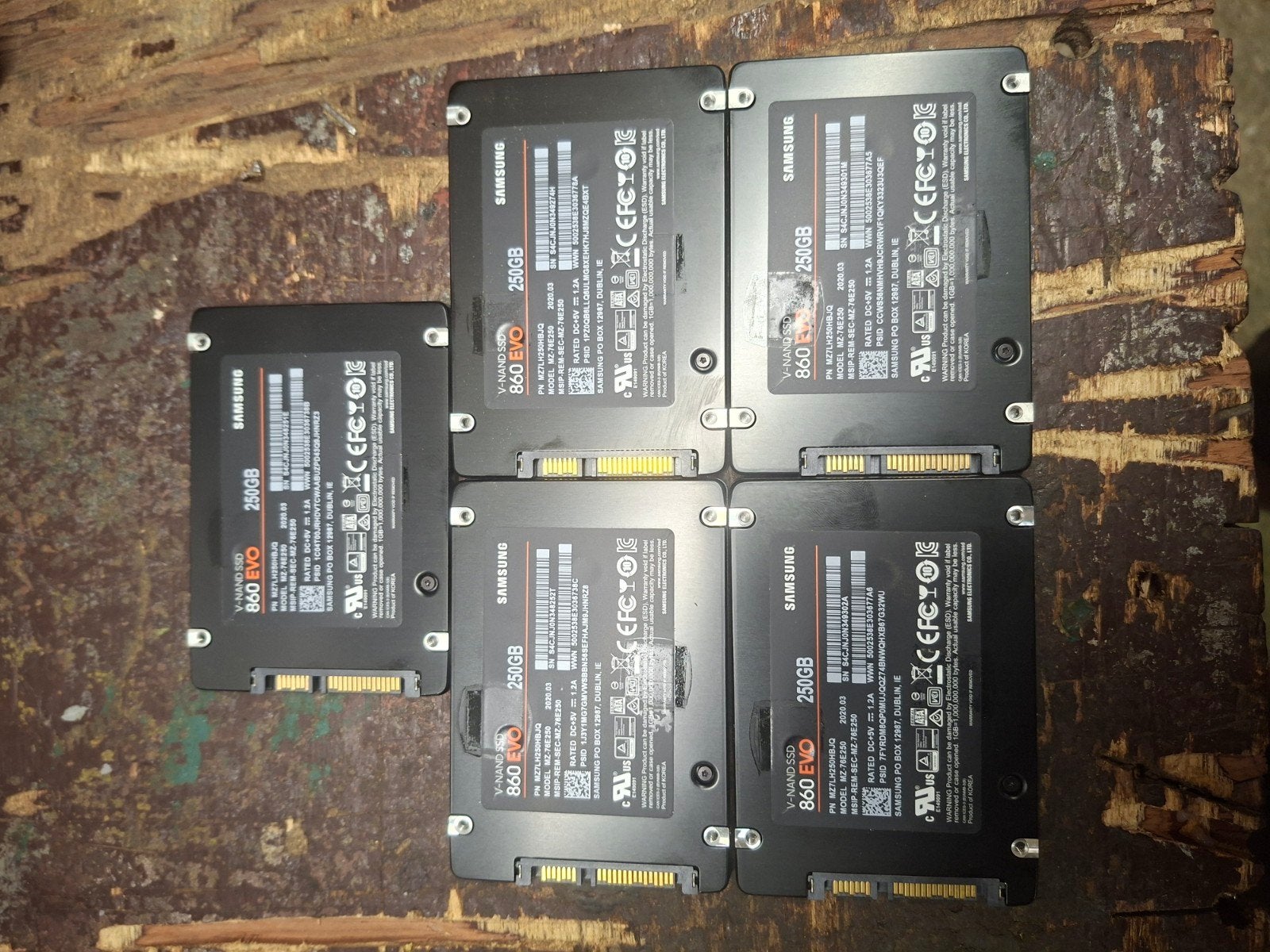 Lot 2 : 5 SSD Samsung 860 EVO 250 Go - 99% Santé, Enlèvement ou Envoi, Interne, Utilisé, Samsung
