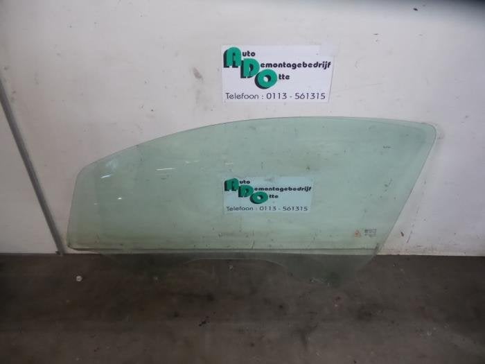Vitre portière 2portes gauche d'un Opel Corsa (Corsa D 07-), -, Opel, Utilisé, -