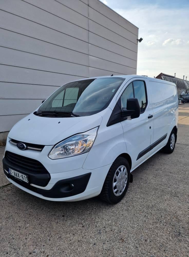 Ford Transit Custom 2.2 TDCi avec rampe et etagere // TVA d., Auto's, Voorwielaandrijving, Euro 5, Stof, Zwart