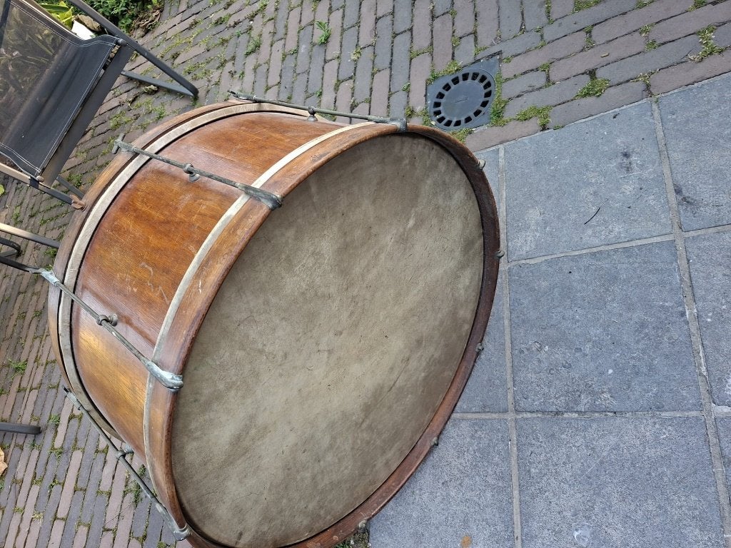 Vintage grote trom (grosse caisse), Enlèvement