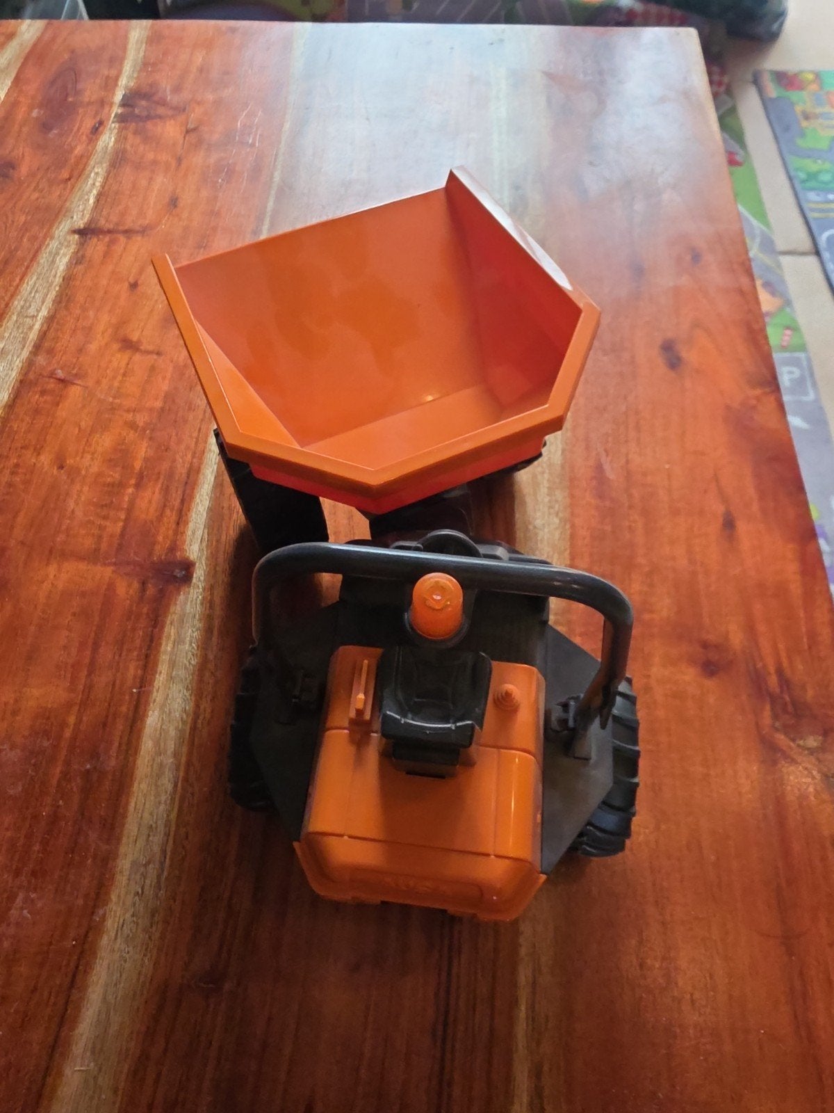 Ausa Bruder minidumper, Ophalen