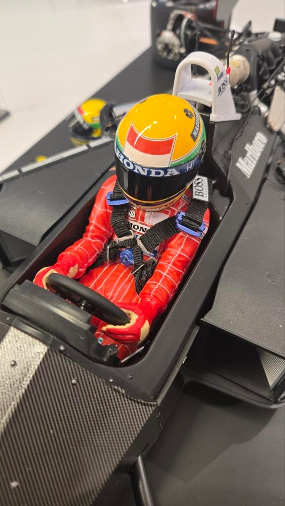 Deagostini Ayrton Senna 1/8 scale figure Origineel uit Japan, Enlèvement