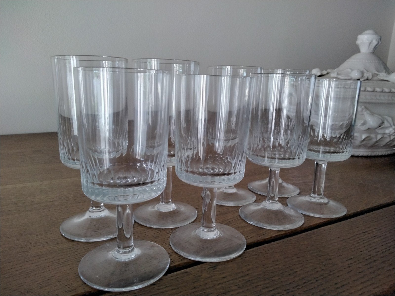 8 wijnglazen (4 witte en 4 rode wijnglazen) samen 5 euro.
En, Verzamelen, Glas en Drinkglazen, Ophalen, Zo goed als nieuw, Overige typen