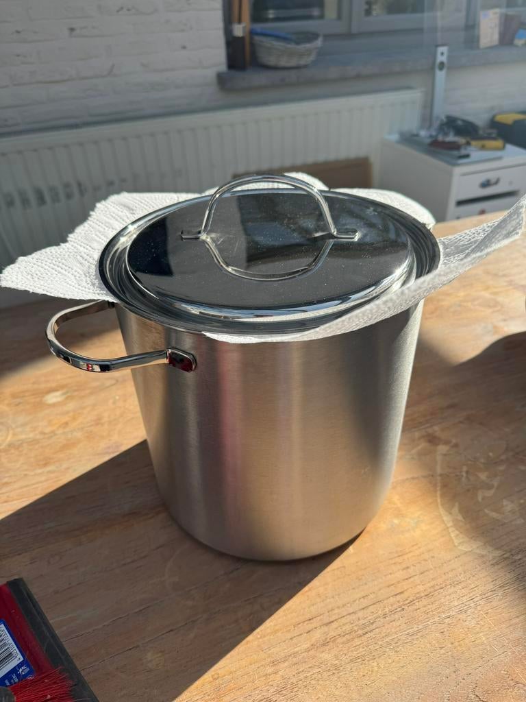 Kookpot Demeyere, Huis en Inrichting, Keuken | Potten en Pannen, Ophalen, Zo goed als nieuw, Kookpan of Snelkookpan, Inductieplaat