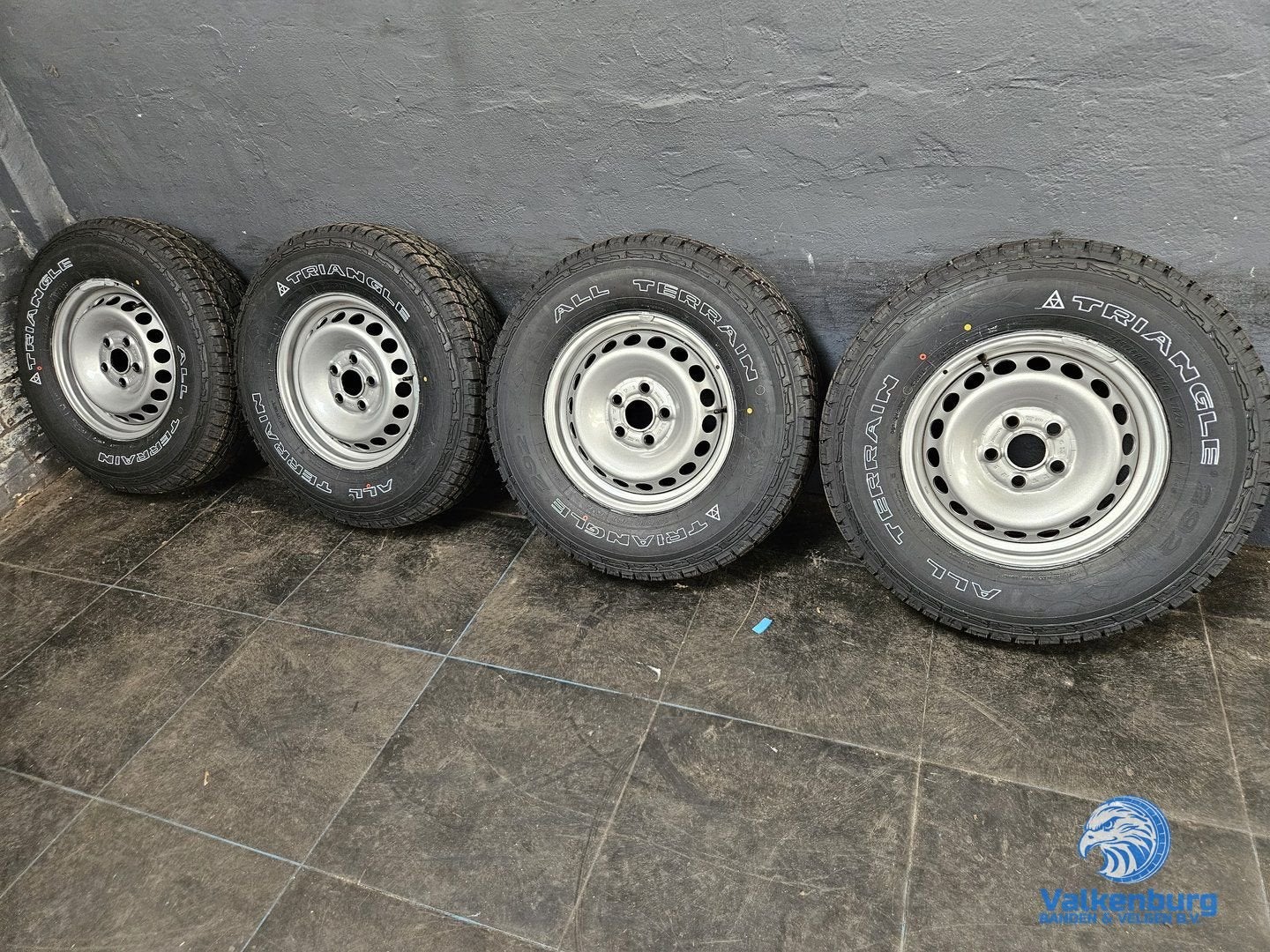 Nieuwe originele VW Crafter MAN TGE OffRoaf A/T 4x4 16 inch, Neuf, Pneus et Jantes, 245 mm, 4 Saisons