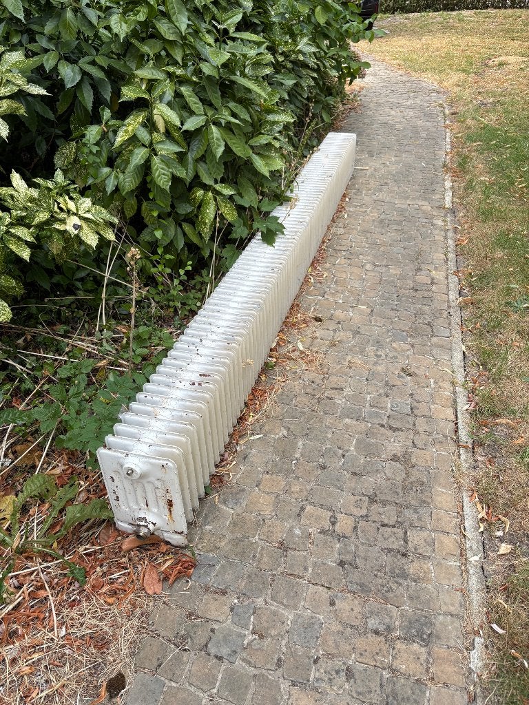 Oud ijzer radiator 350cm, Ophalen, IJzer