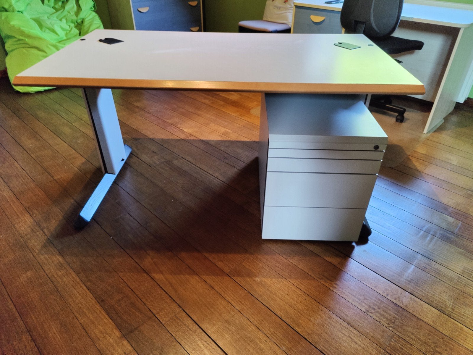 bureau met bijhorend lade kast, Huis en Inrichting, Modern, Ophalen