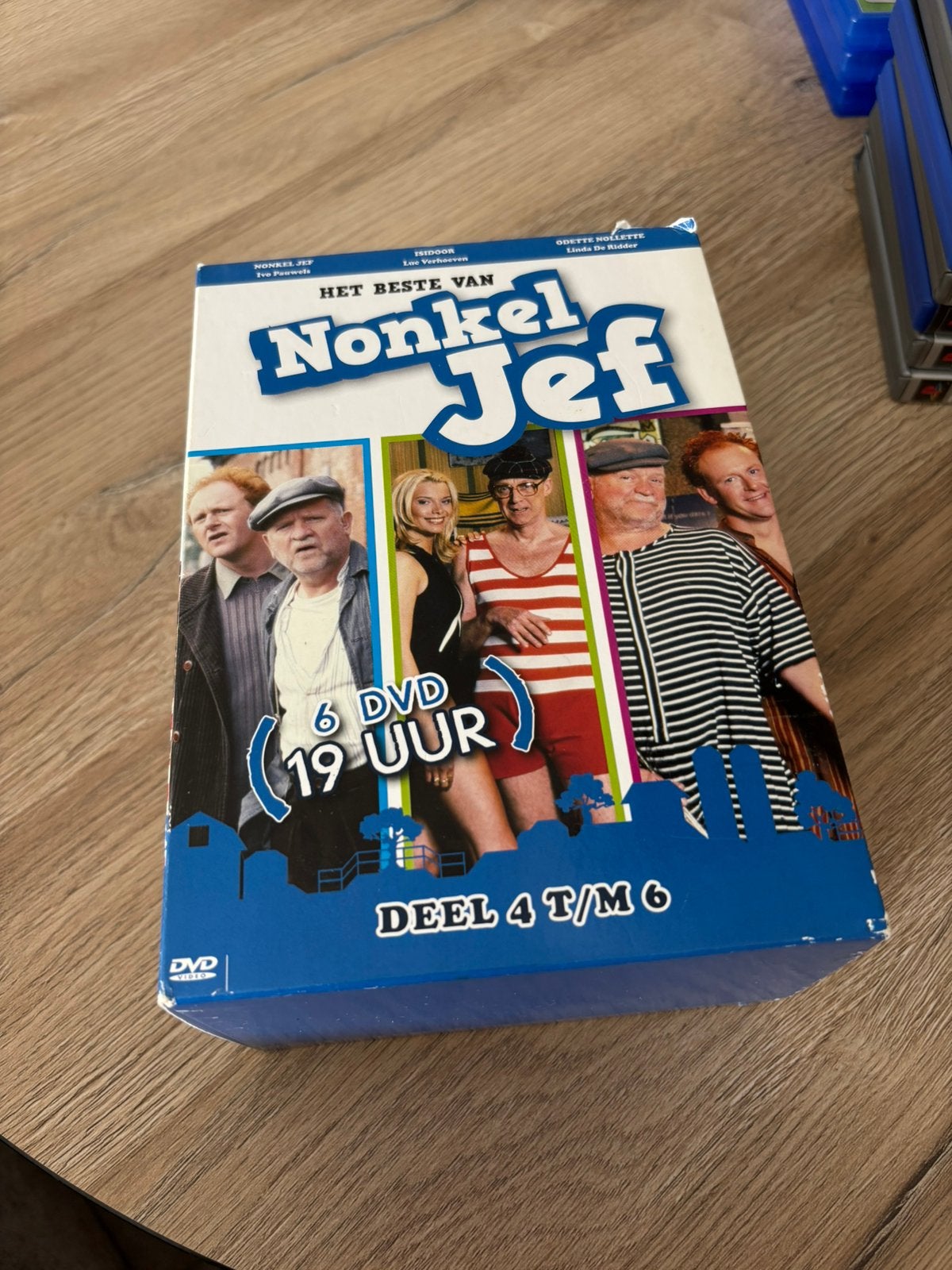 6 dvd nonkel jef, Ophalen