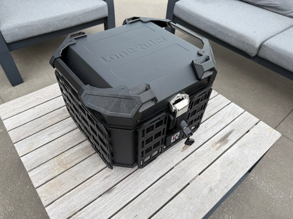 Loon Rider Top Case 42L – État neuf (jamais utilisé), Motos, Accessoires | Valises & Sacs, Neuf, Enlèvement