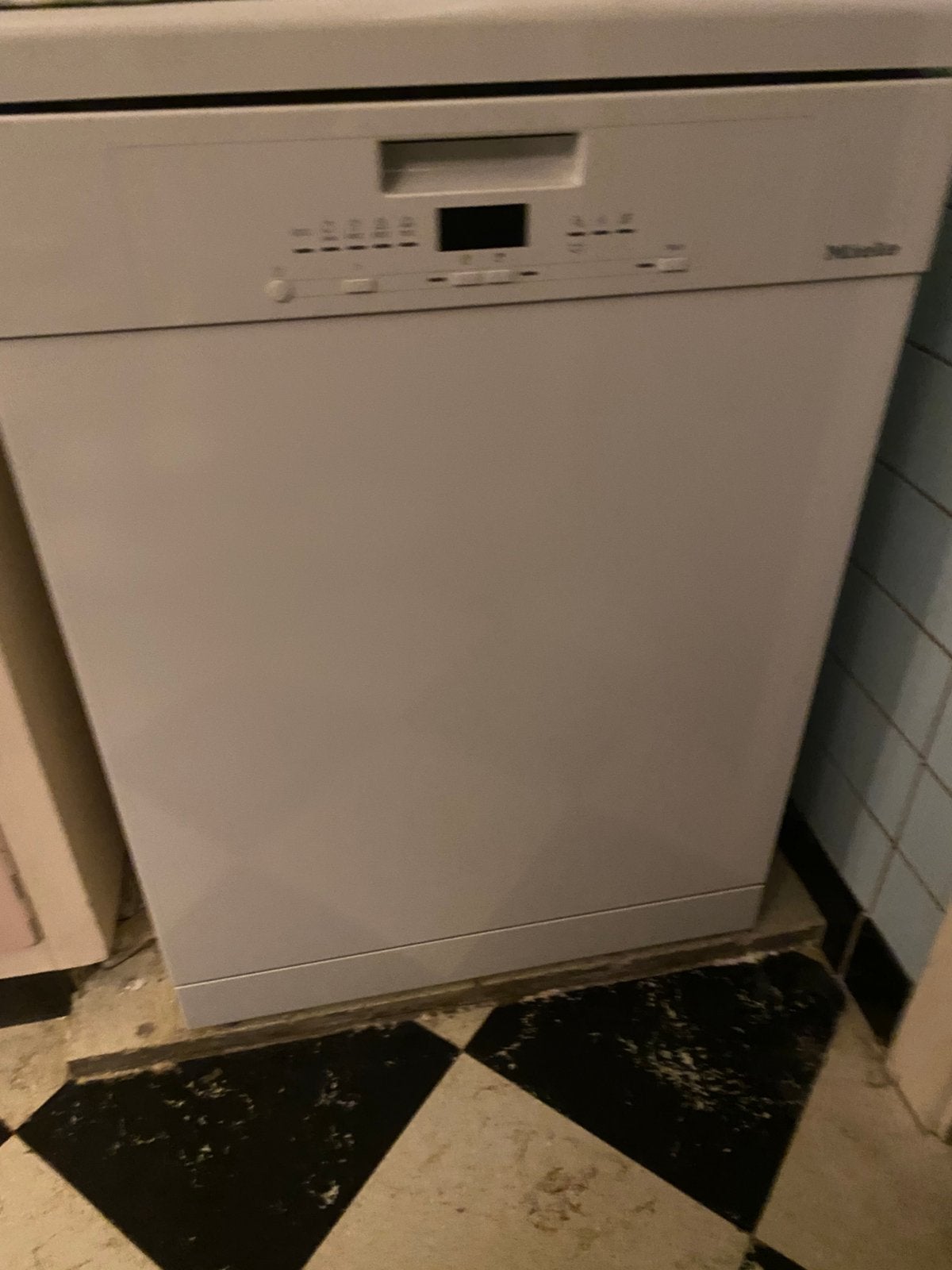 Bijna nieuw vaatwasmachine van miele, Elektronische apparatuur, Ophalen, Zo goed als nieuw, Vrijstaand