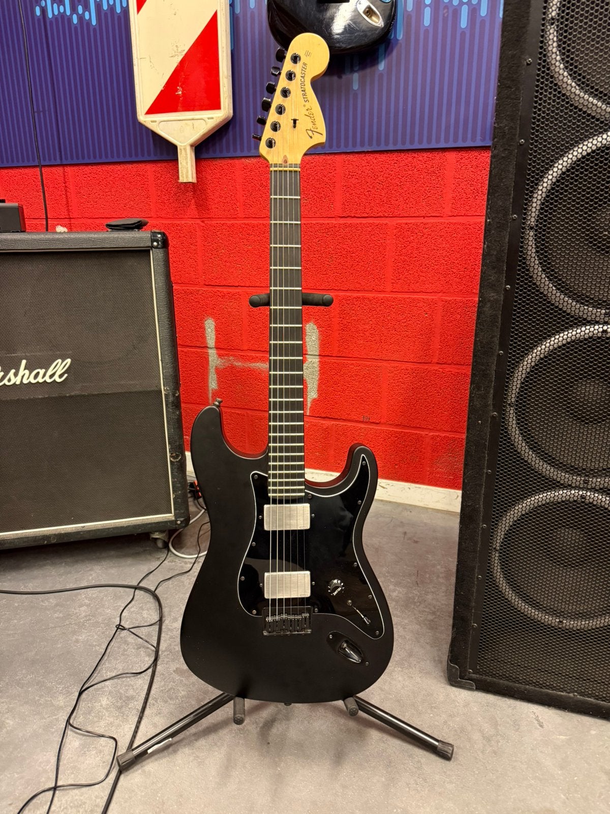 Fender Jim Root Stratocaster MIA flat black, Musique & Instruments, Enlèvement, Fender