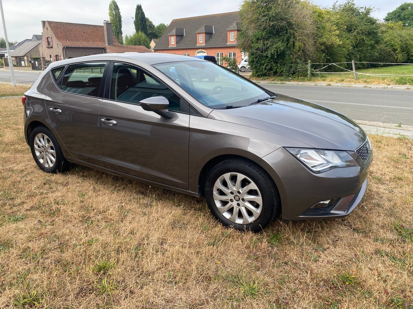 Seat Leon 1.2TSi 81kw 2017  93000km, Auto's, Seat, Euro 6, Leon, Parkeersensor, Particulier