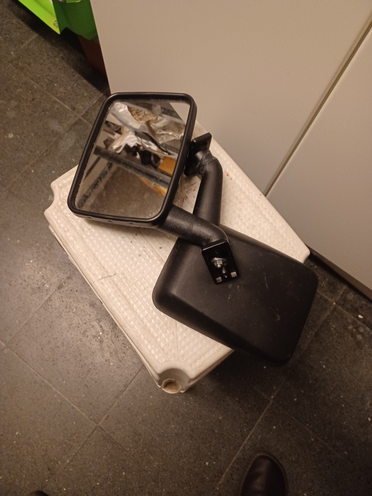 twee vw t3 spiegels rechtse en linkse samen 20euro, Ophalen