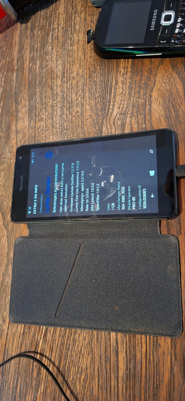 smartphone Microsoft Lumia vintage avec chargeur, Télécoms, Téléphonie mobile | Marques Autre, Enlèvement