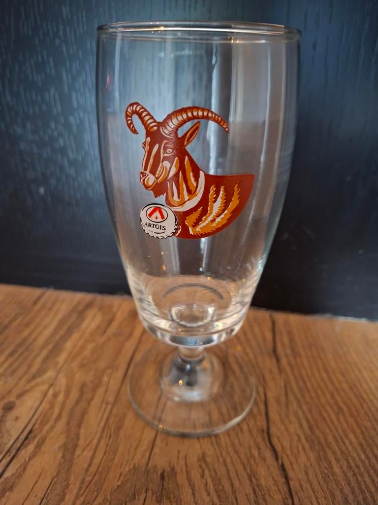 Stella artois bock bierglas op voet, Verzamelen, Ophalen of Verzenden, Stella Artois