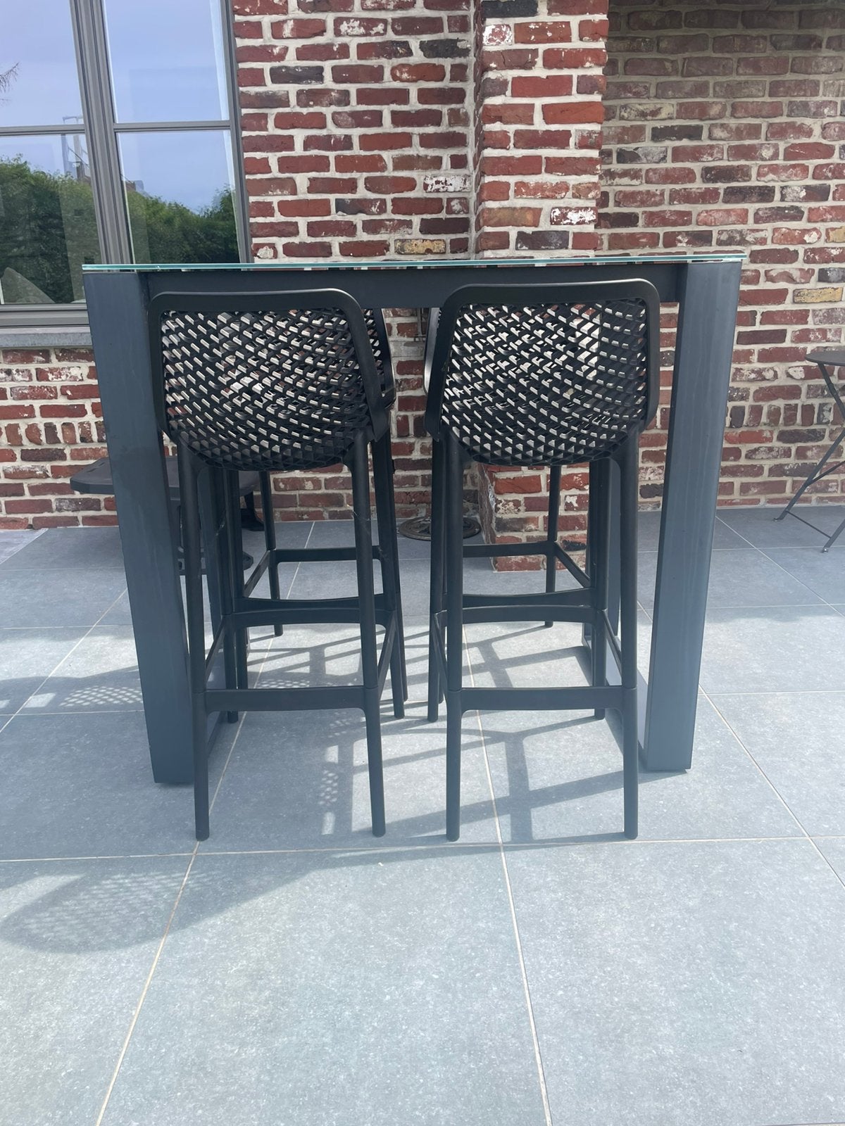 Hoge tafel met 4 barkrukken, Tuin en Terras, Tuinsets en Loungesets, Ophalen, 4 zitplaatsen, Gebruikt, Aluminium