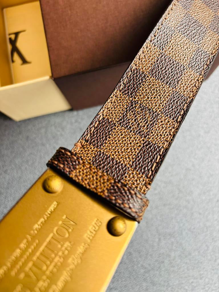 Louis Vuitton Inventeur M6810S (100/40), Enlèvement ou Envoi, 95 à 105 cm, Brun, Porté
