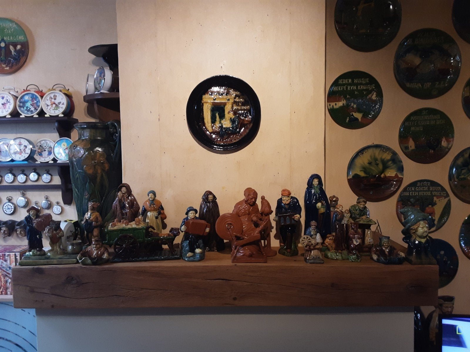 Oud vlaams aardewerk, Ophalen