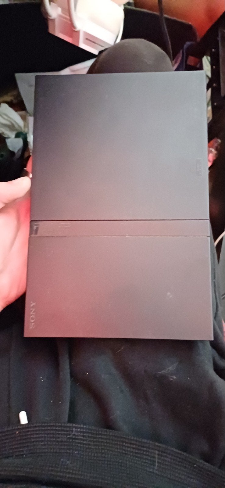 Sony ps1 (jailbreak) en sony ps2, Enlèvement, Utilisé