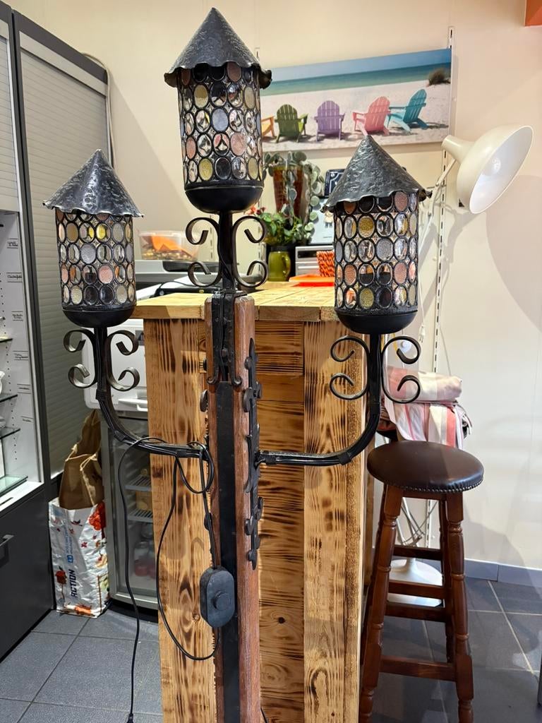 Lustre, Enlèvement, Comme neuf