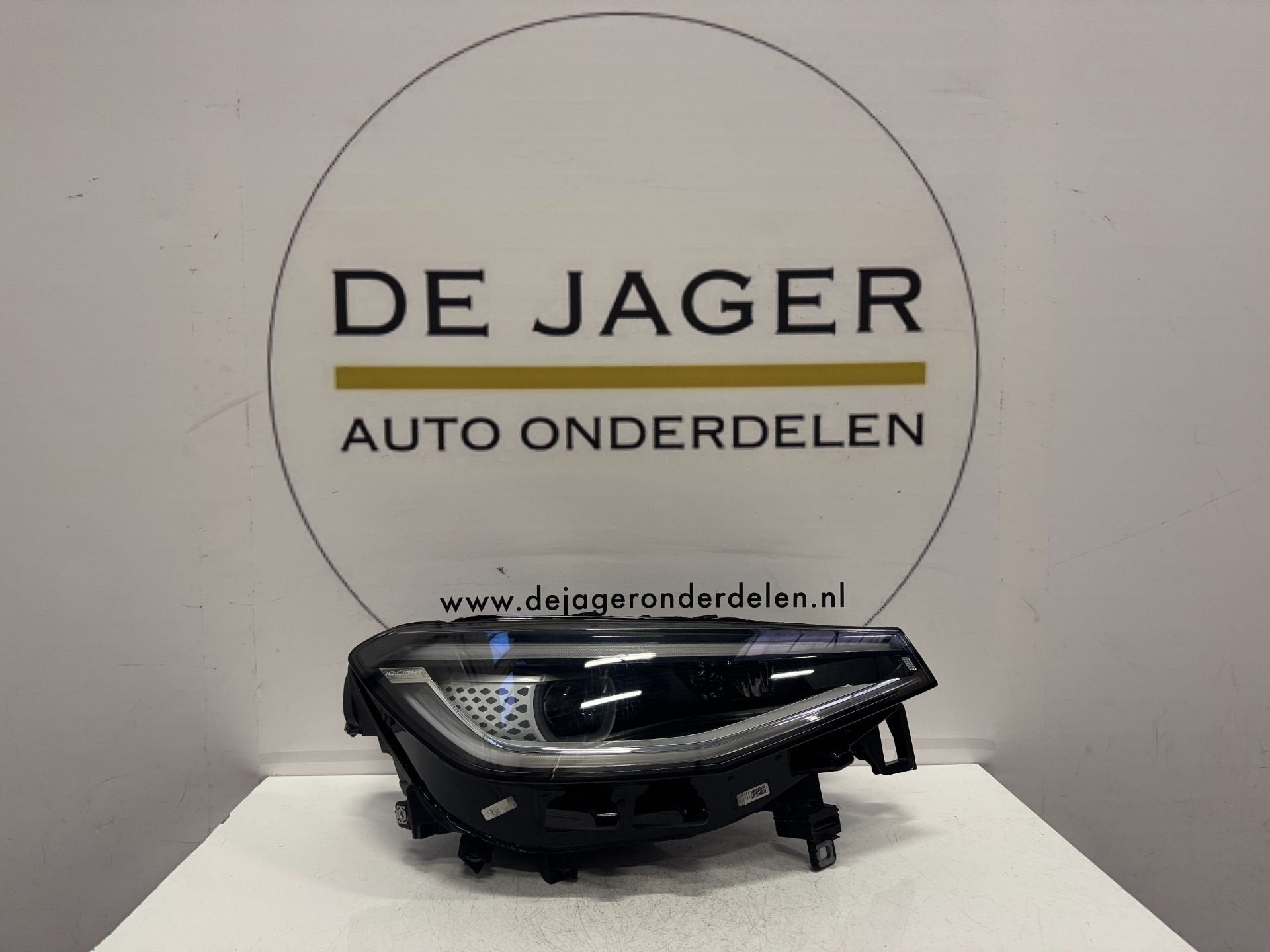 VW ID4 ID 4 IQ LIGHT VOL LED KOPLAMP LINKS 11B941036B, Gebruikt, Volkswagen, Volkswagen AG, Vw@volkswagen.de