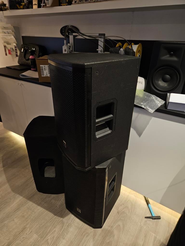 Etx 12 zeer propere Speakers, Ophalen